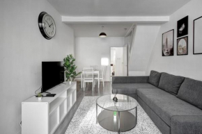 2 Bed House Sleeps 5 the heart of liverpool